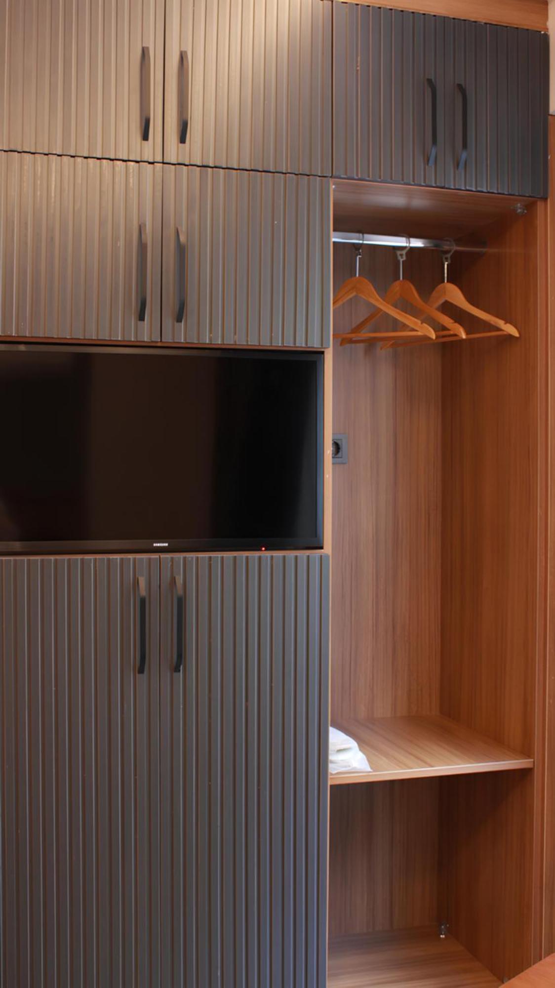 Roi Hotel Измир Екстериор снимка