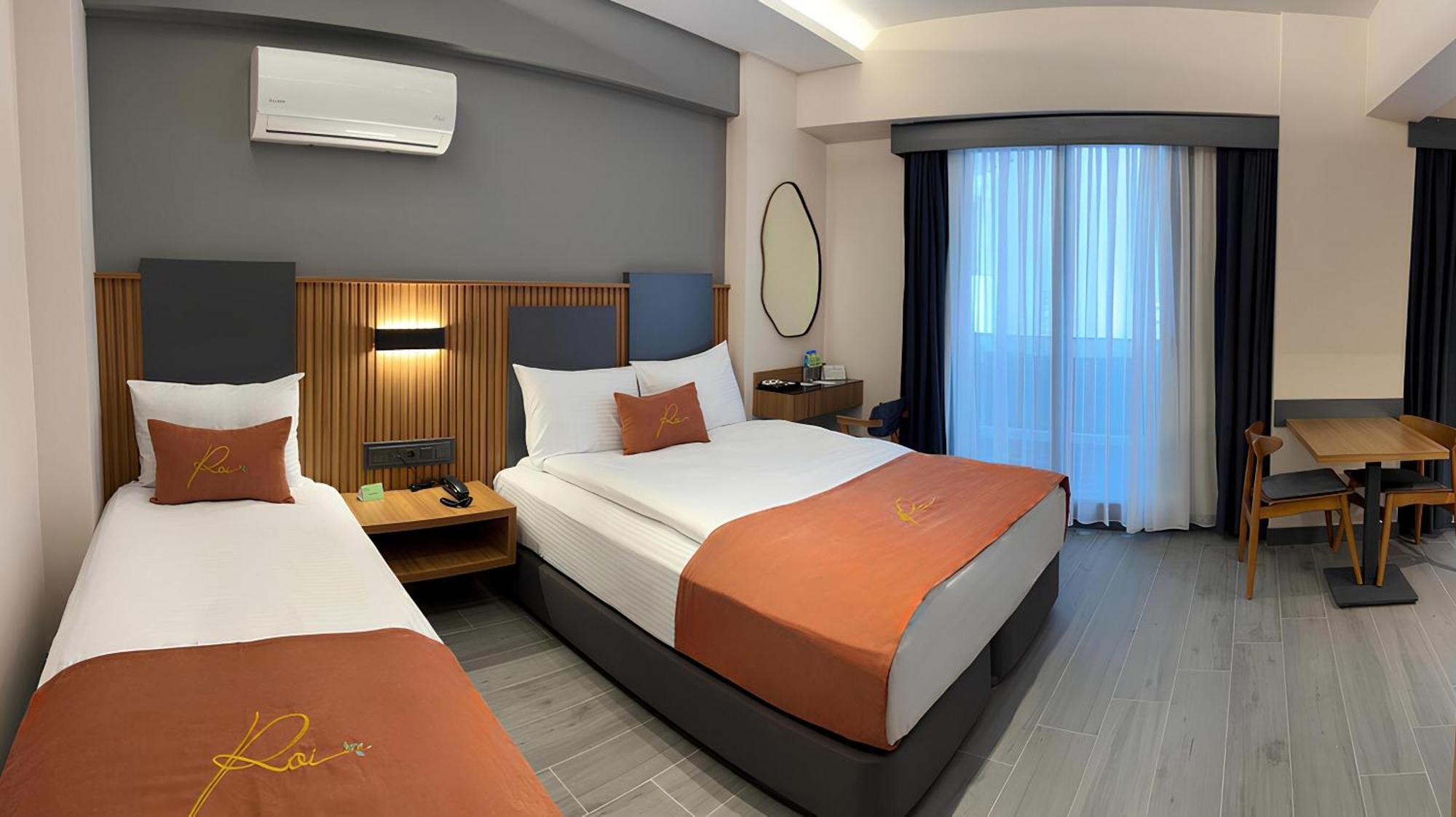 Roi Hotel Измир Екстериор снимка