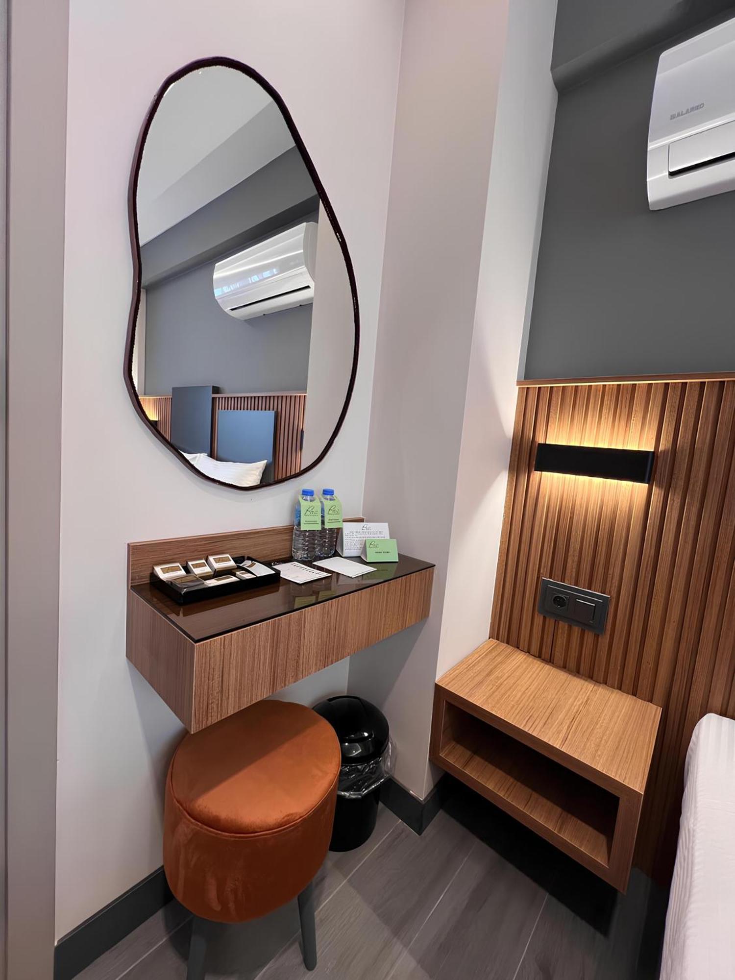 Roi Hotel Измир Екстериор снимка